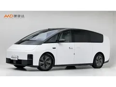 2025 Li Auto MEGA Home Family Special Edition, белый — фото 1