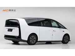 2025 Li Auto MEGA Home Family Special Edition, белый — фото 3