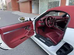 2018 Porsche 718 Boxster 2.0T, белый — фото 4