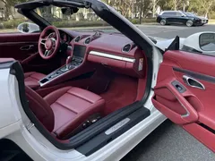 2018 Porsche 718 Boxster 2.0T, белый — фото 12