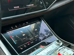 2021 Audi Q7 55 TFSI quattro S line Sport, чёрный — фото 5