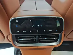 2026 Aito M7 EREV Ultra 4WD 5-seat 192-line Lidar, зелёный — фото 16