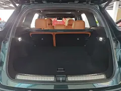 2026 Aito M7 EREV Ultra 4WD 5-seat 192-line Lidar, зелёный — фото 26