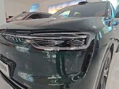 2026 Aito M7 EREV Ultra 4WD 5-seat 192-line Lidar, зелёный — фото 31