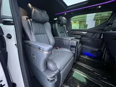 2021 Toyota Alphard Hybrid 2.5L Premium, белый — фото 8