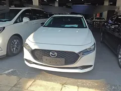 2021 Mazda 3 2.0L AT, белый — фото 2
