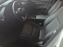2021 Mazda 3 2.0L AT, белый — фото 9