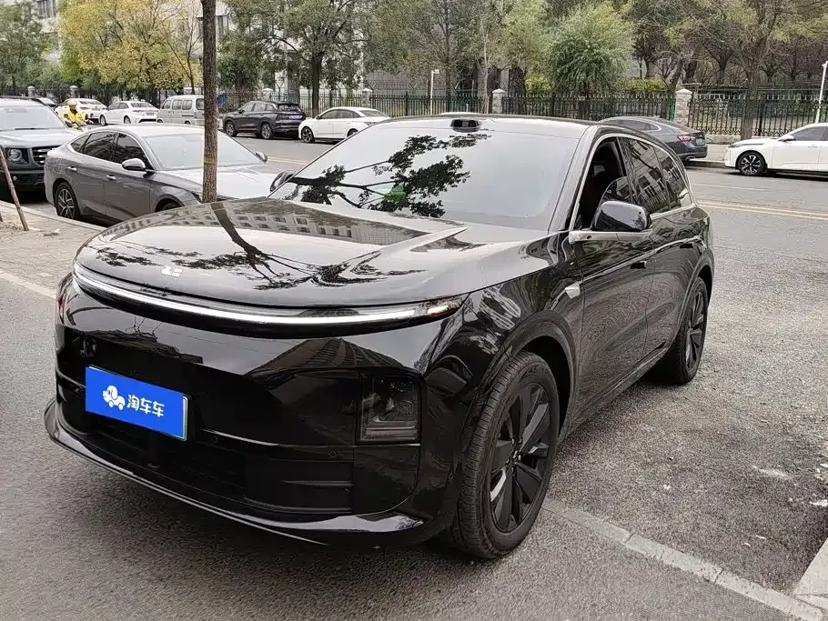 2025 Li Auto L6
