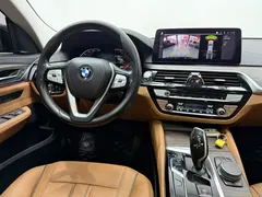 2021 BMW 6 Series GT 630i Luxury Design Package, чёрный — фото 11