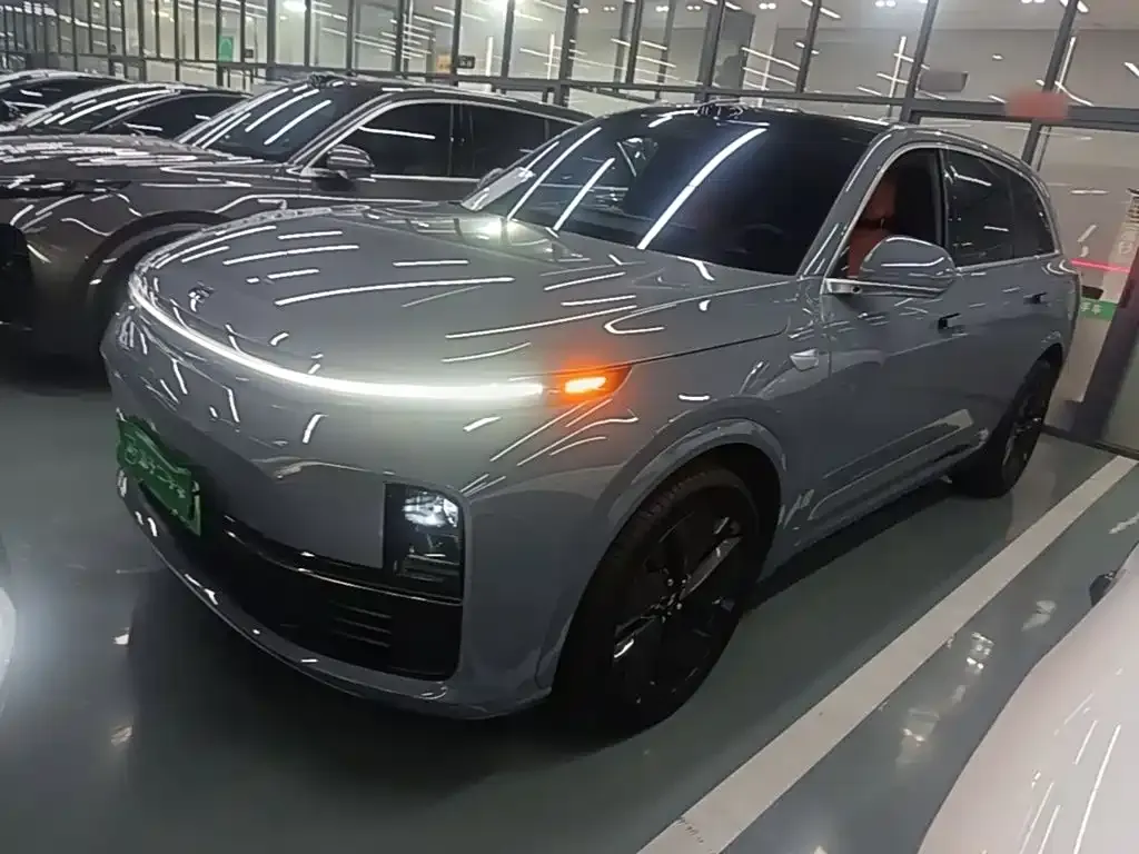 2025 Li Auto L7