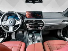 2023 BMW 5 Series 530Li Leading M Sport Package, чёрный — фото 10