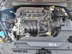 2021 Hyundai Elantra 1.5L CVT LUX Premium, синий — фото 10