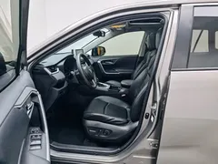 2020 Toyota RAV4 2.0L CVT 2WD Fashion — фото 14