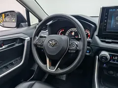 2020 Toyota RAV4 2.0L CVT 2WD Fashion — фото 16