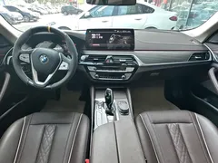 2023 BMW 5 Series 530Li Leading Luxury Package, белый — фото 9