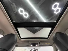 2022 Honda Vezel 1.5L CVT Elite, белый — фото 17
