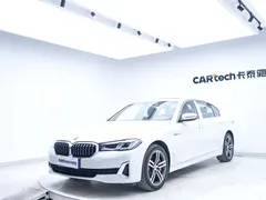 2021 BMW 5 Series 530Li xDrive Luxury Package, белый — фото 6
