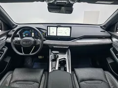 2023 Geely Preface 2.0TD, зелёный — фото 15