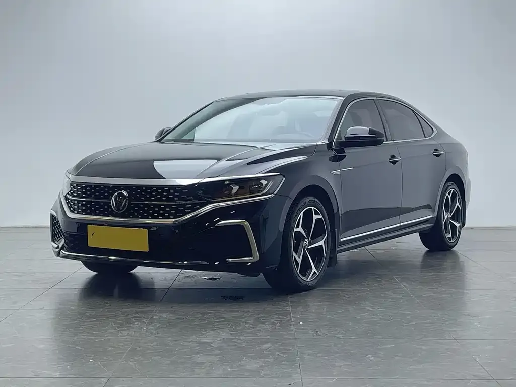2024 Volkswagen Passat 330TSI Elite
