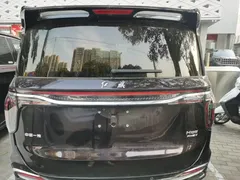 2024 Hongqi HQ9 2.0T PHEV 4WD Business — фото 6