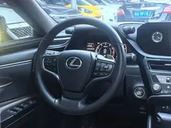 2021 Lexus ES 200 Excellence, белый — фото 8