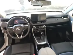 2023 Toyota Wildlander 2.0L CVT 2WD Luxury Plus, белый — фото 5