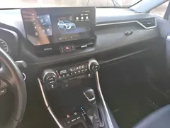 2023 Toyota Wildlander 2.0L CVT 2WD Luxury Plus, белый — фото 9