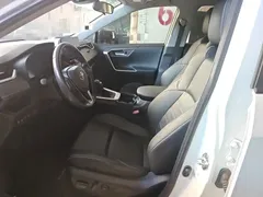 2023 Toyota Wildlander 2.0L CVT 2WD Luxury Plus, белый — фото 11