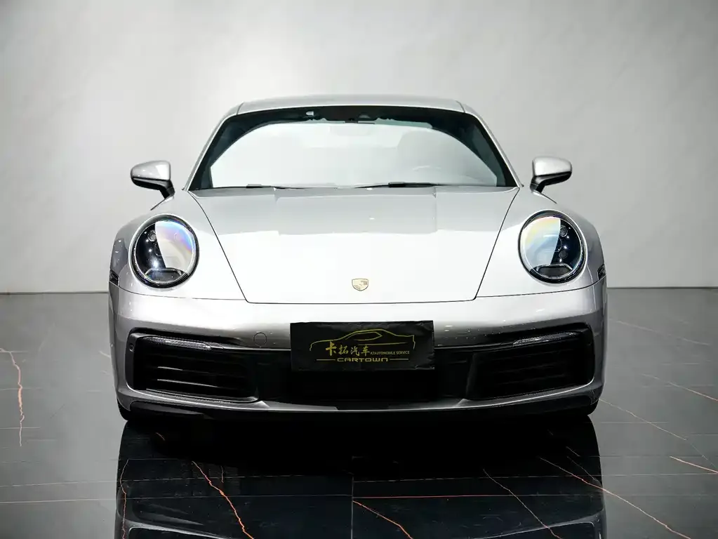 2022 Porsche 911 Carrera 3.0T