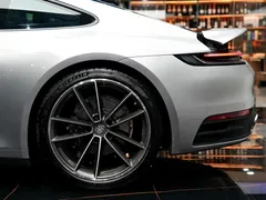 2022 Porsche 911 Carrera 3.0T — фото 12