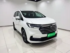 2022 Honda Odyssey 2.0L e:HEV, белый — фото 3