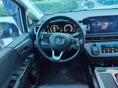 2022 Honda Odyssey 2.0L e:HEV, белый — фото 11