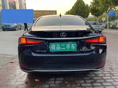 2022 Lexus ES 200 Excellence, чёрный — фото 4