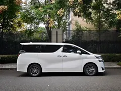 2021 Toyota Vellfire 2.5L Hybrid HV Luxury, белый — фото 4