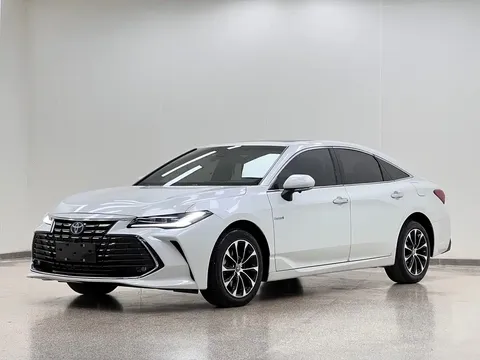 2023 Toyota Avalon Hybrid 2.5L Luxury