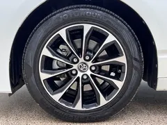 2023 Toyota Avalon Hybrid 2.5L Luxury, белый — фото 5