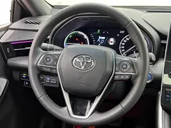 2023 Toyota Avalon Hybrid 2.5L Luxury, белый — фото 17
