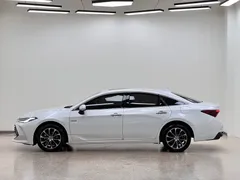 2023 Toyota Avalon Hybrid 2.5L Luxury, белый — фото 32