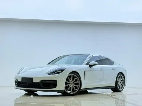 2022 Porsche Panamera 2.9T
