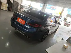 2021 BMW 5 Series 530Li Leading M Sport Package, синий — фото 3