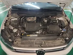 2021 Volkswagen Polo Plus 1.5L AT Colorful Tech, белый — фото 21
