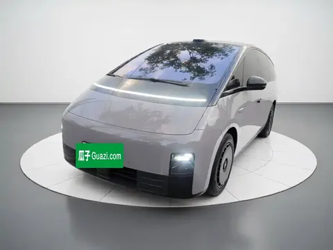 2025 Li Auto MEGA Home