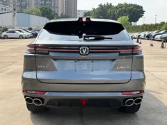 2021 Changan UNI-K 2.0T 4WD Premium — фото 15