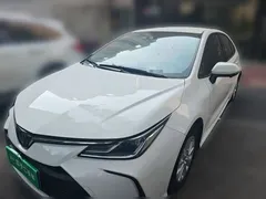 2021 Toyota Corolla TNGA 1.5L CVT Pioneer, белый — фото 1