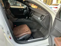 2021 Volvo S60 T4 Luxury, белый — фото 6