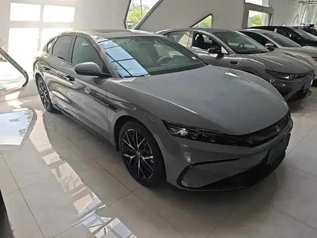 2025 BYD Han PHEV Smart Driving 125km Premium