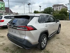 2021 Toyota Wildlander 2.0L CVT 2WD Luxury — фото 3