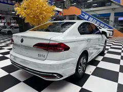2023 Volkswagen Bora 200TSI DSG Zhixing Pro, белый — фото 9