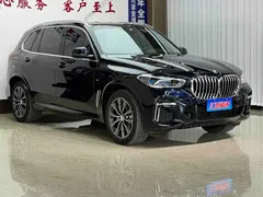 2022 BMW X5 30Li Premium M Sport Package, чёрный — фото 3
