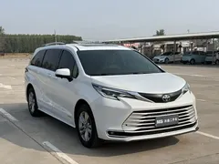 2023 Toyota Sienna 2.5L Hybrid Comfort, белый — фото 3